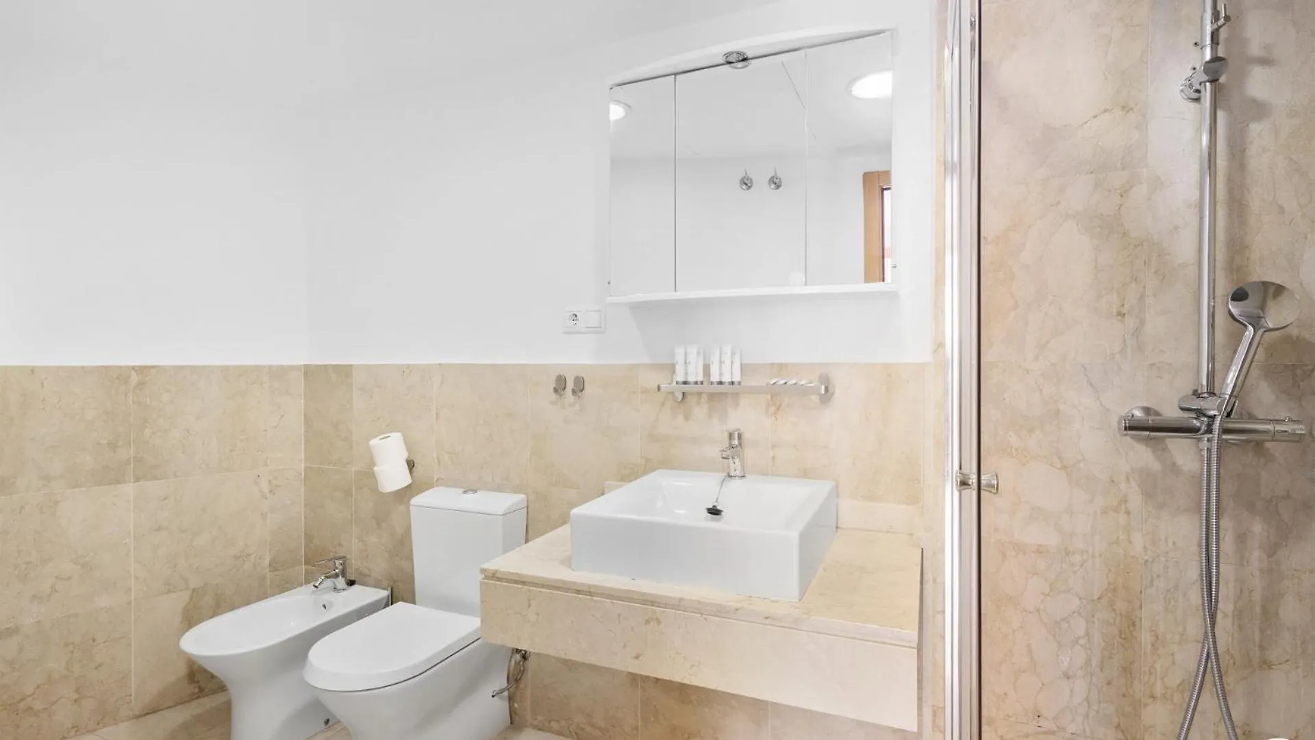 Vivi Homes - La Roca Pool, Terrace, Golf & Sea View Fuengirola