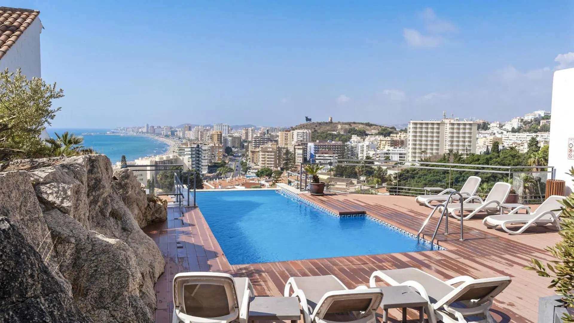 Vivi Homes - La Roca Pool, Terrace, Golf & Sea View Fuengirola Spanje