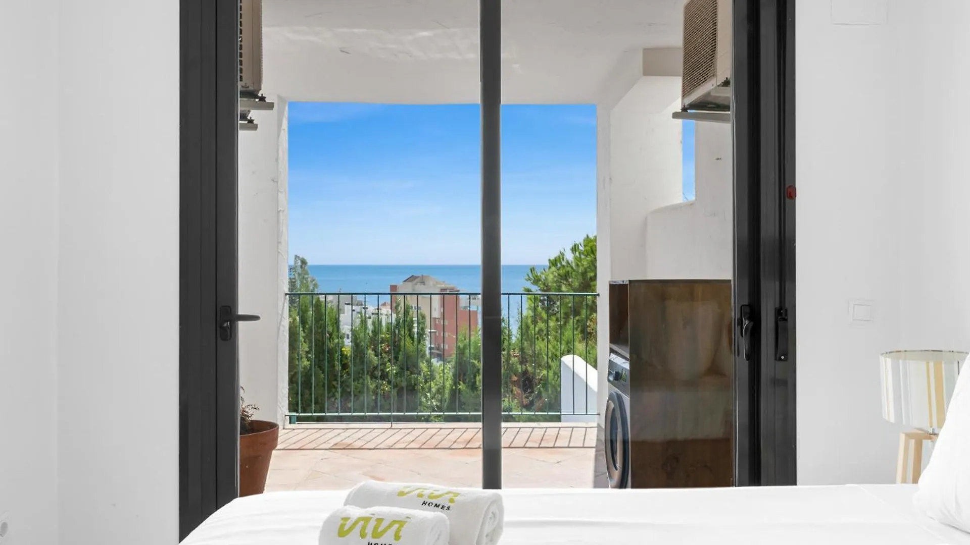 Vivi Homes - La Roca Pool, Terrace, Golf & Sea View Fuengirola Appartement