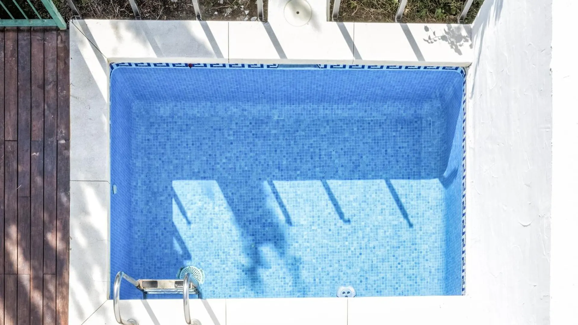 Vivi Homes - La Roca Pool, Terrace, Golf & Sea View Fuengirola 0*,  Spanje