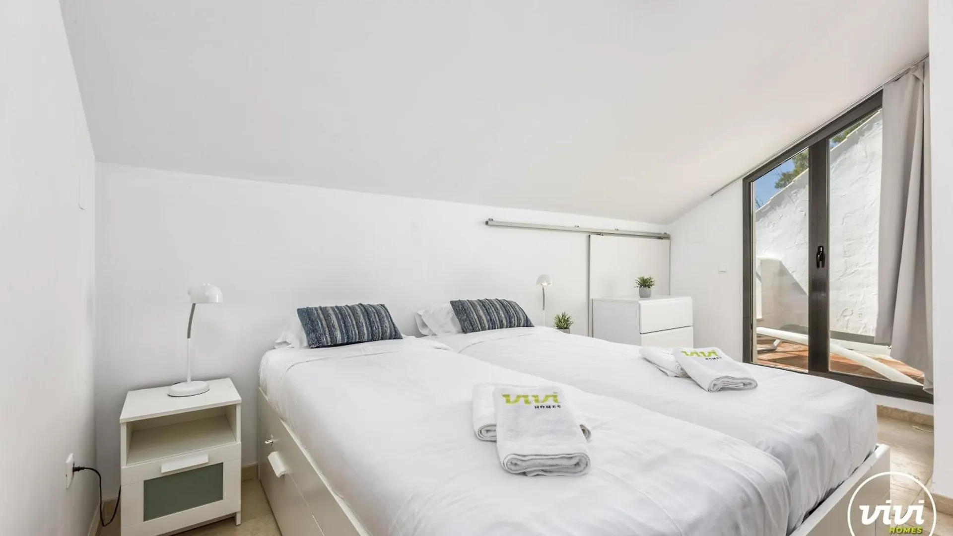 Vivi Homes - La Roca Pool, Terrace, Golf & Sea View Fuengirola